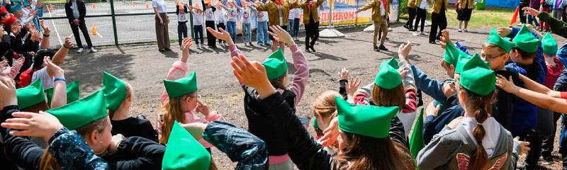 Звуки сигналов и маршей для детского лагеря